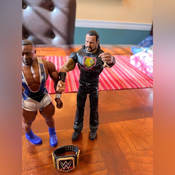 Wrestlers! 2 Toy WWF World Wrestling Federation Champs With Belt! - Picture 3 of 4